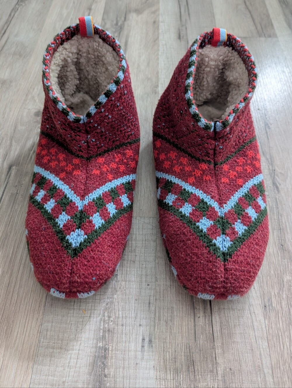 Bombas Red Knit Patterned Slipper Boots, Medium (S3)